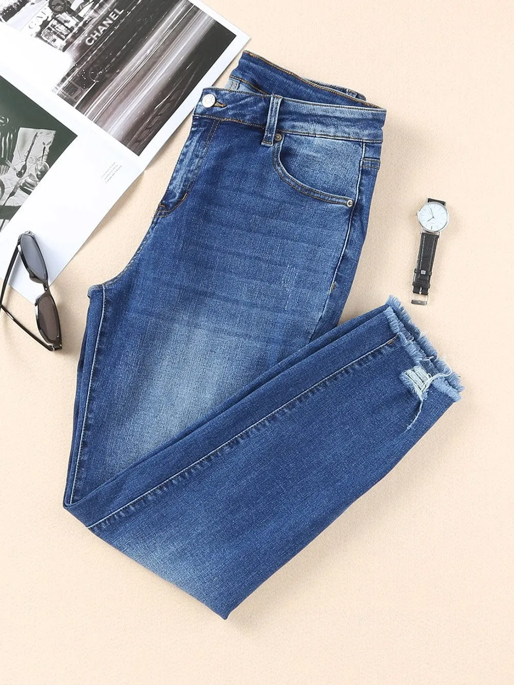 Blue Distressed Skinny Jeans with Raw Hem and Ankle-Length Cut