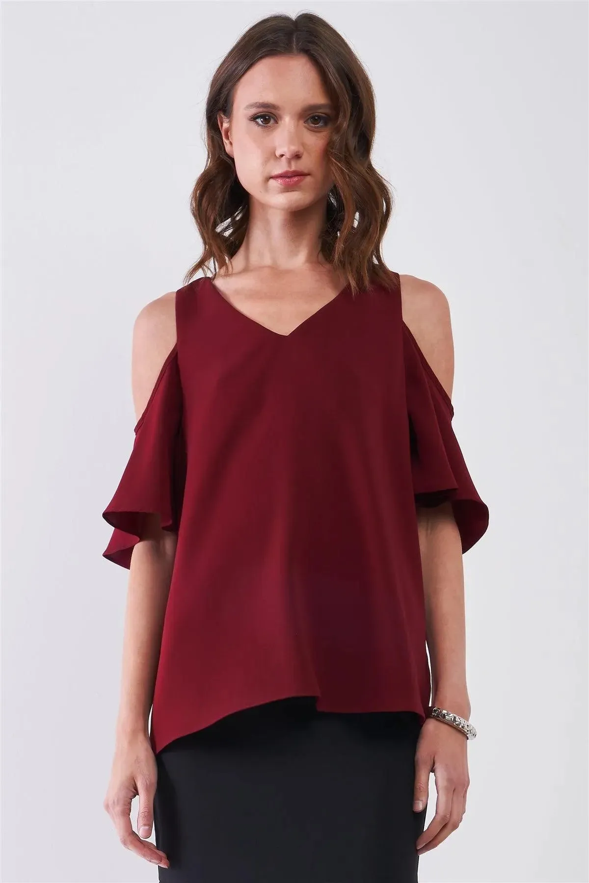 Burgundy V-Neck Cold Shoulder Detail Short Sleeve Relaxed Top /2-3