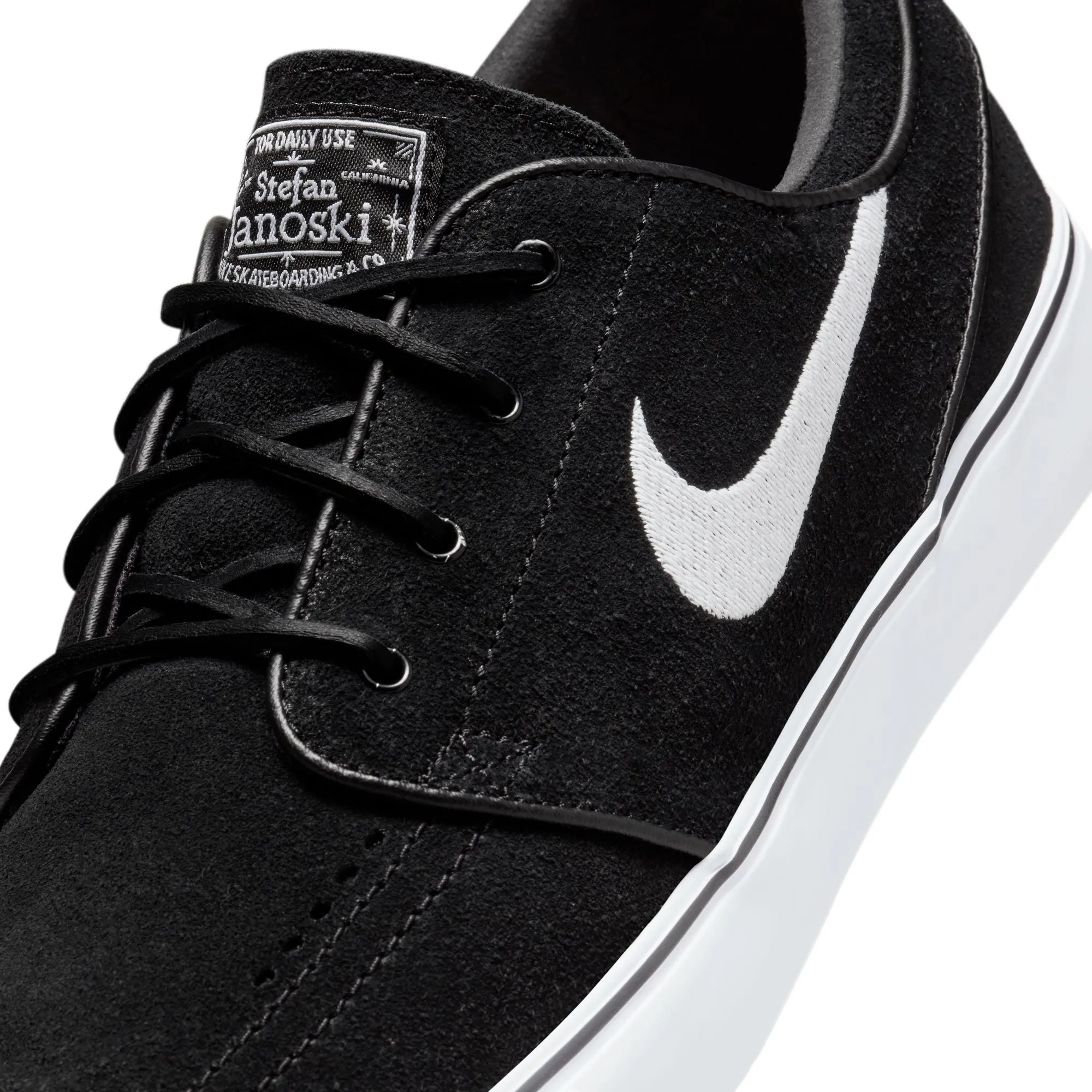 Nike SB Zoom Janoski OG Black / White