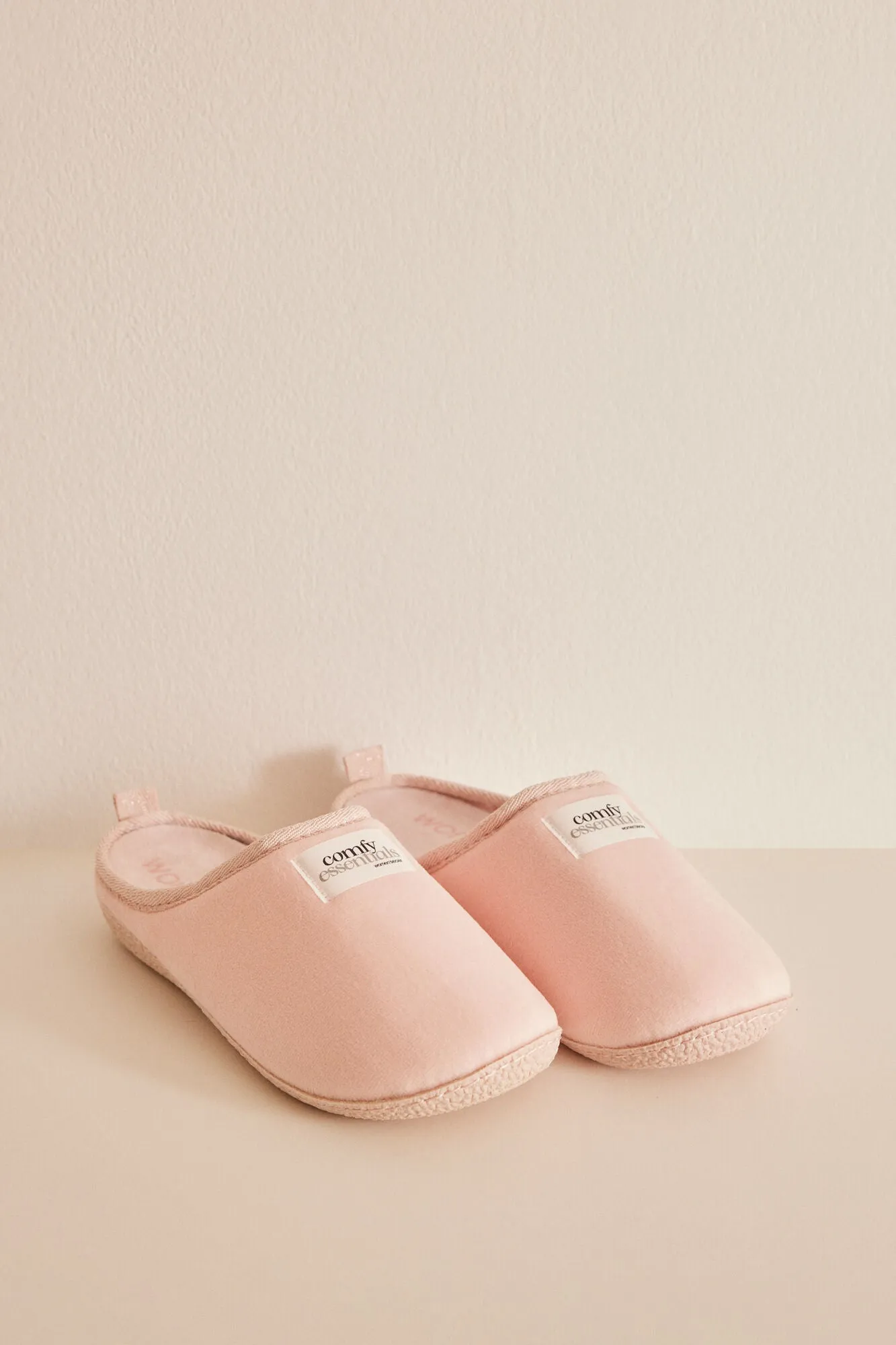 Slippers house removable pink insole