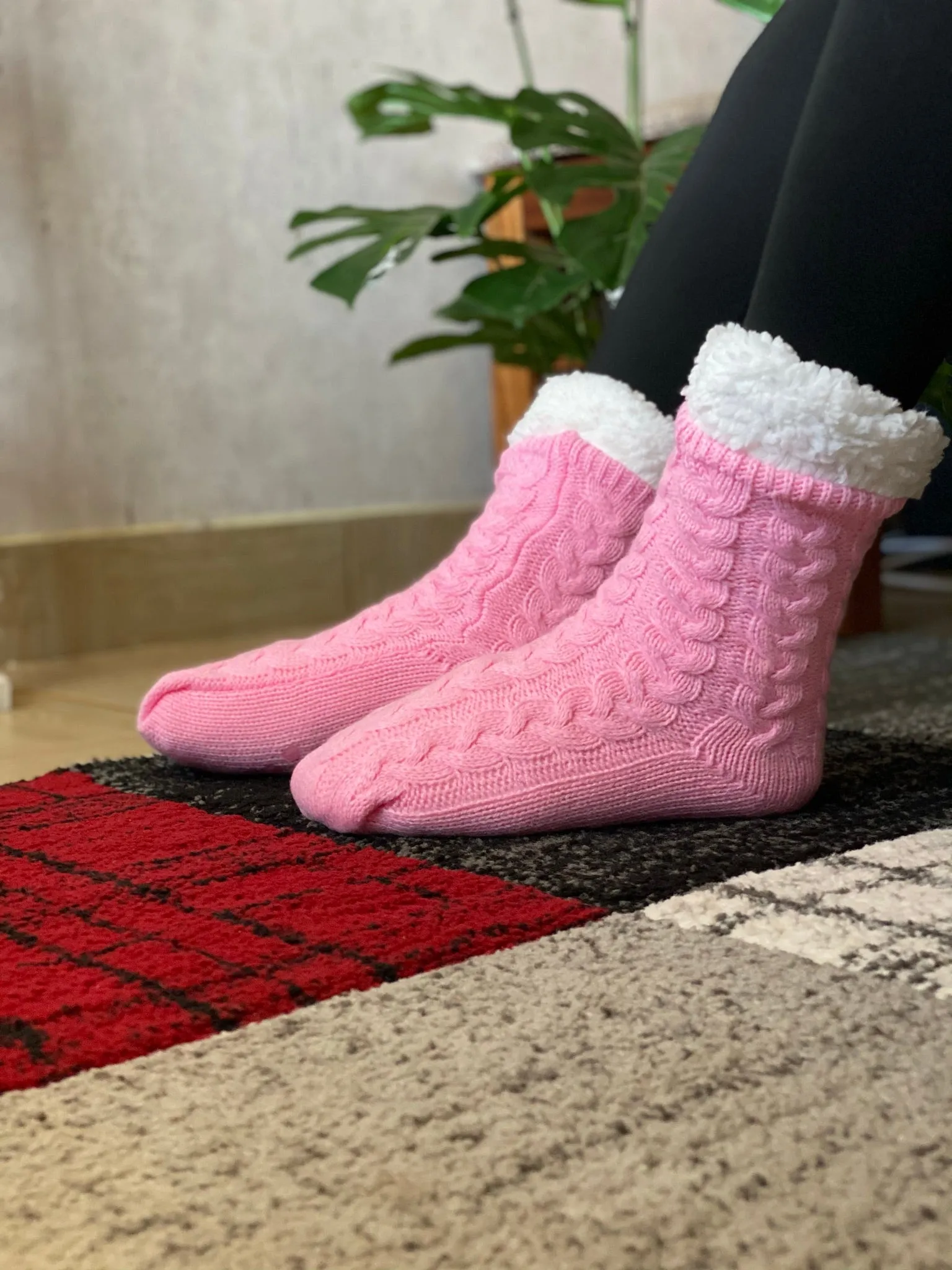 Warm Fleece Socks Mens Womens Knitted Cozy Fleece-Lined Socks With Grippers For Cold Nights Winter Nights